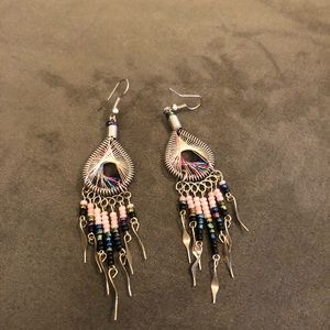 $4 Add on W/Bundle-multicolored dangle earrings.